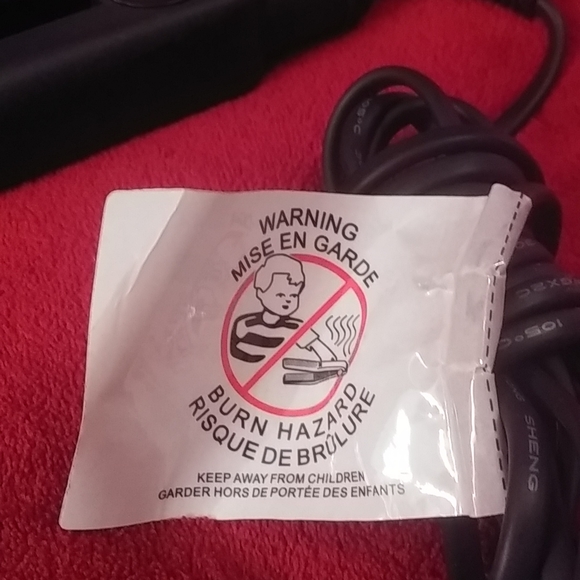 Herstyler Straighten/Curl Iron - Picture 9 of 12